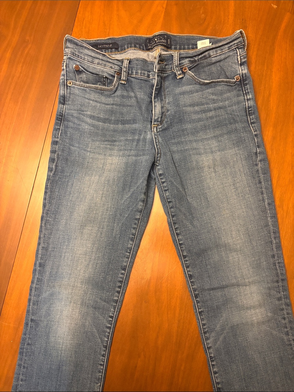 Lucky Brand Sweet Straight-Leg Women's Jeans in Mid Blue Wash
